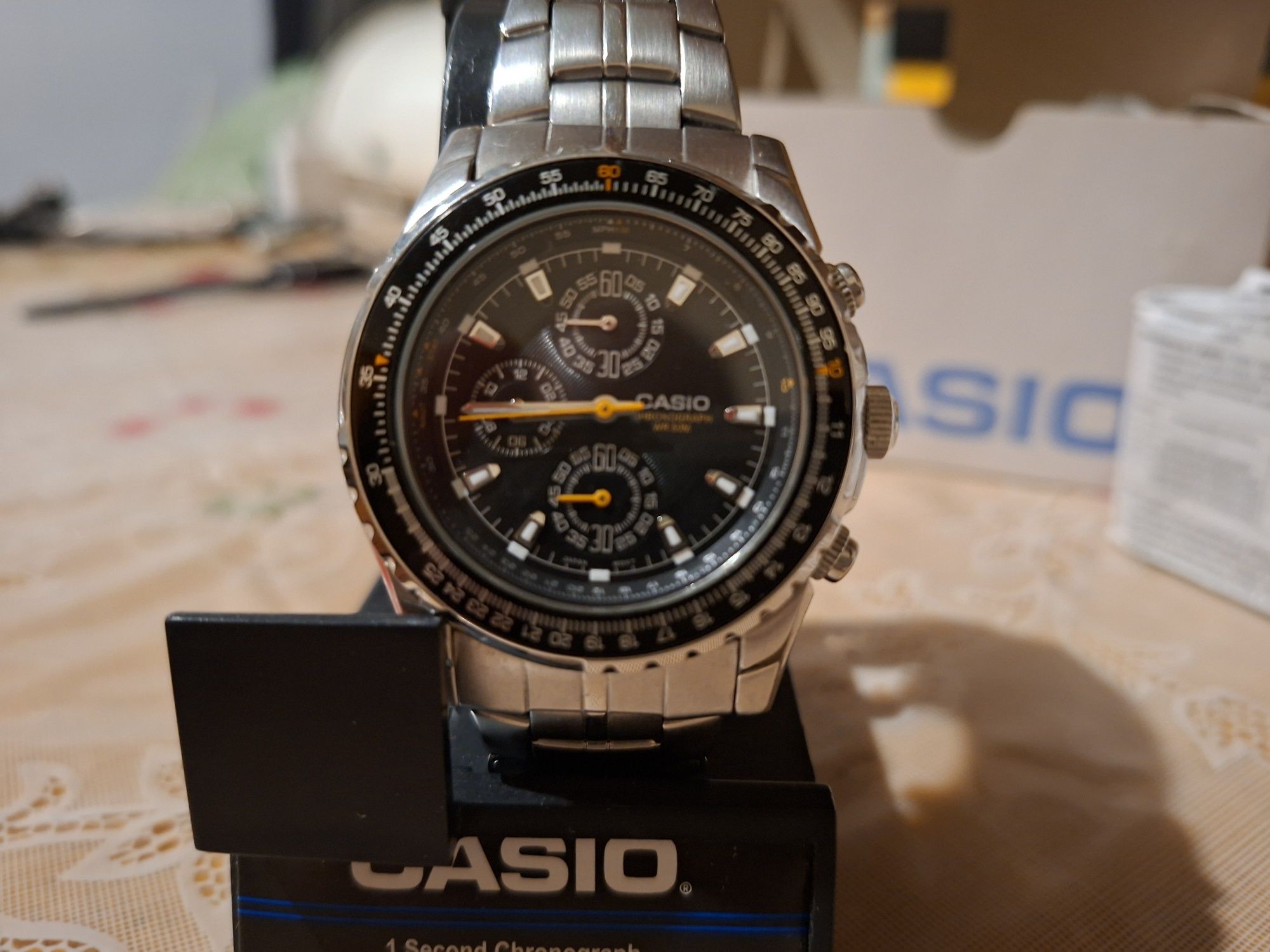 Часы CASIO хронограф. Оригинал Япония.