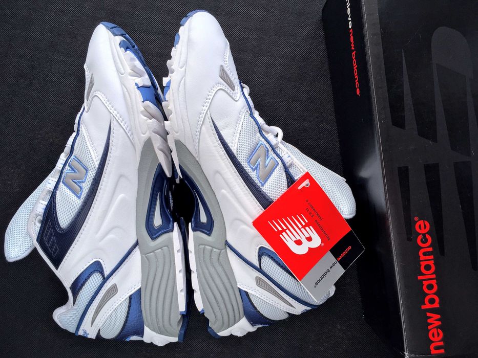 VINTAGE 2000 Made in U.S.A. New Balance® 754 Walkers — 10/8 D (26.5)