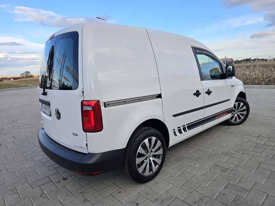 VW Caddy, 1.6 TDI, 110 Cp, An 2016, impecabil  !