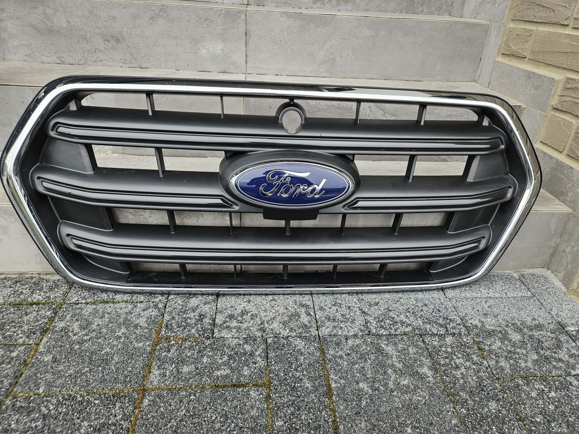 Grila centrala Ford Transit facelift kk31-17b968 c