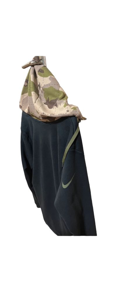 bluza nike camo neagra