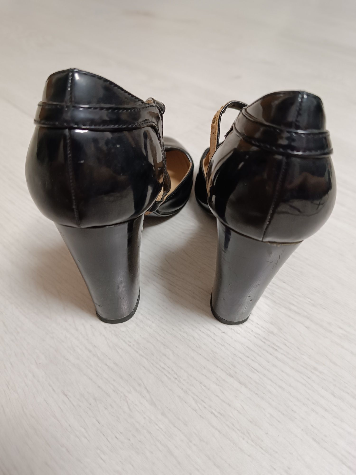 Pantofi eleganți mărimea 36