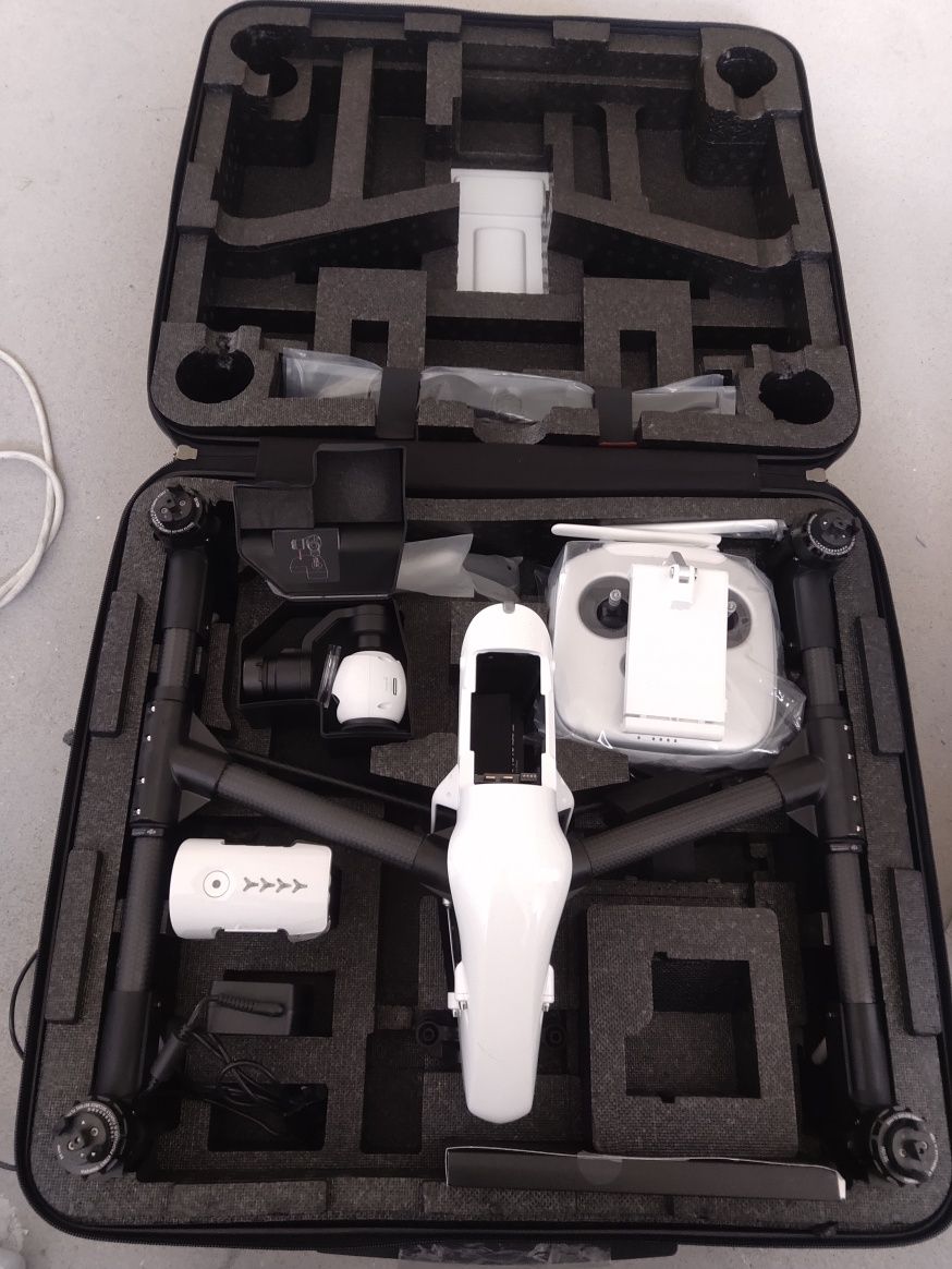 Drona DJI Inspire 1 nouă