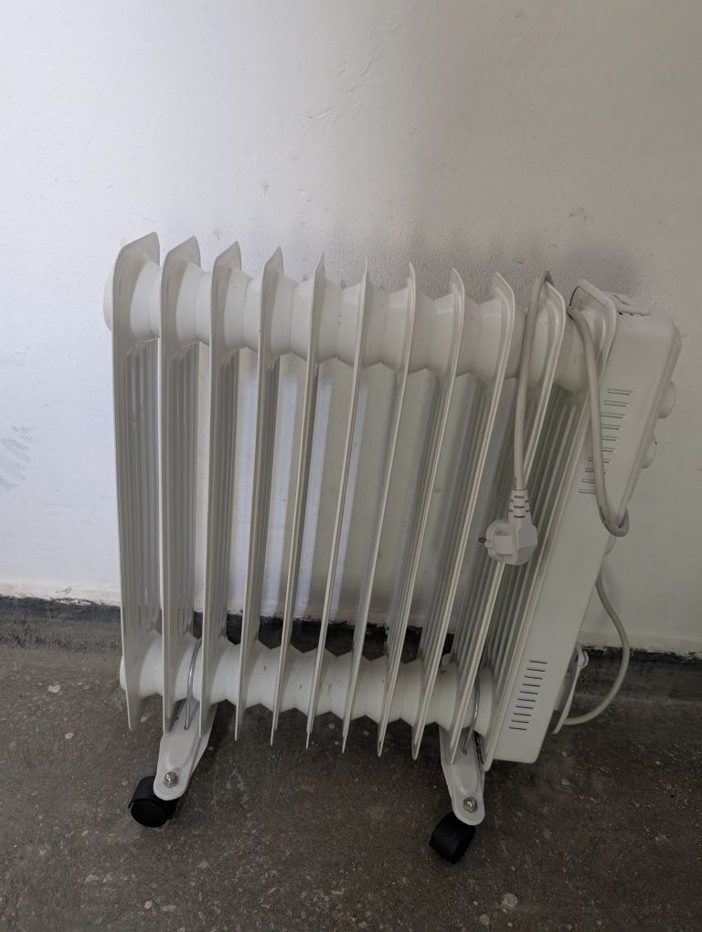 Маслен радиатор Voltomat Heating от Bauhaus
