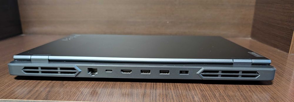 Laptop Lenovo Legion Pro 5 16IRX8