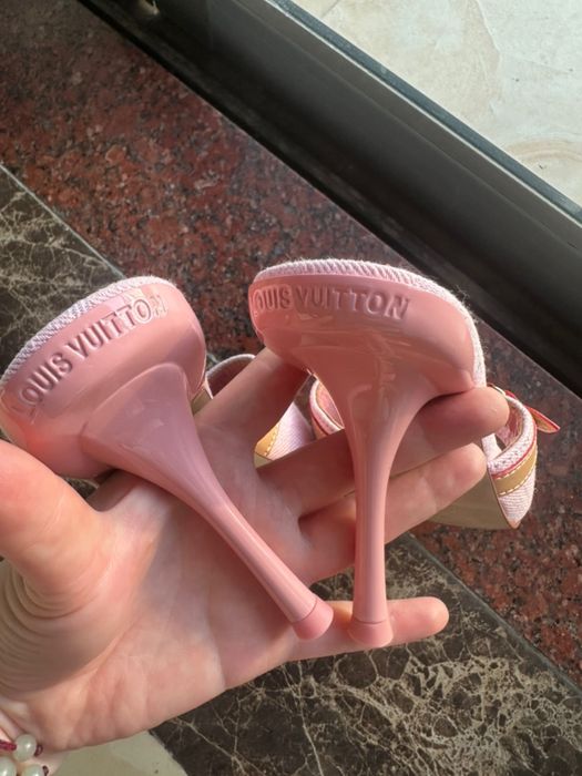 Tocuri Louis Vuitton