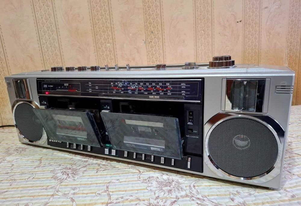 Магнитола Sanyo M-W25K