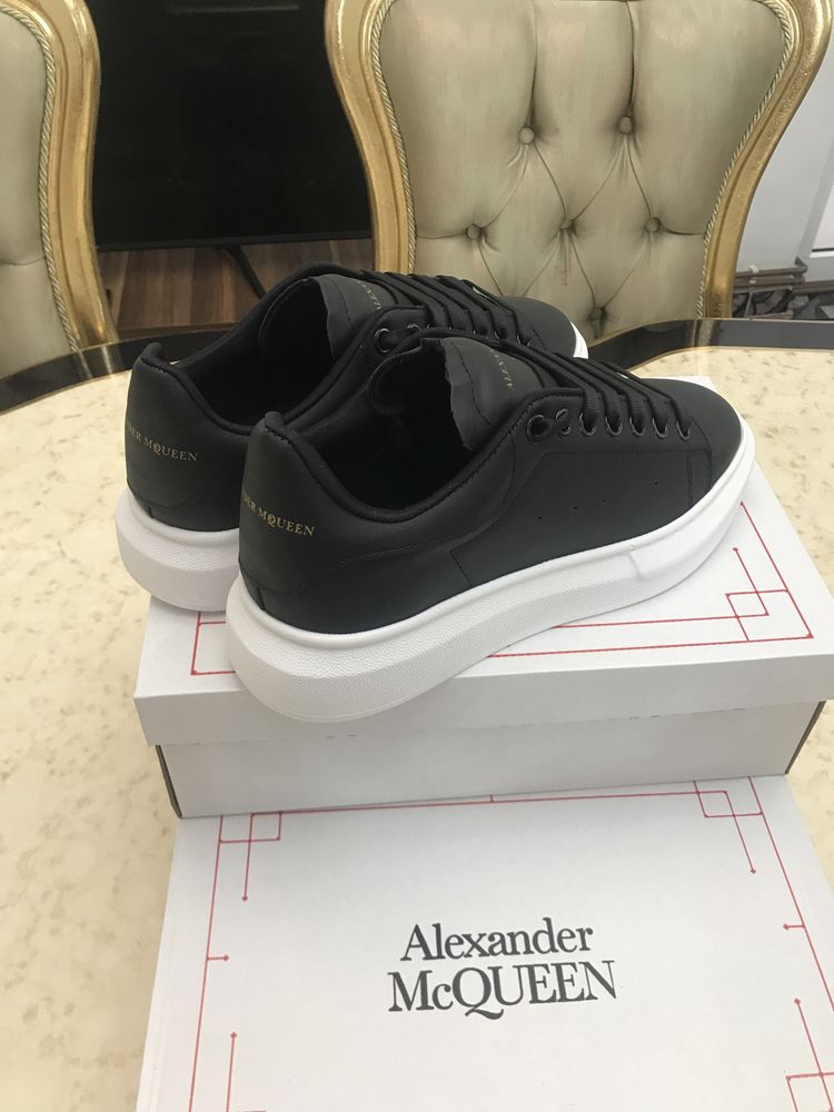 Adidasi alexander mcqueen nou