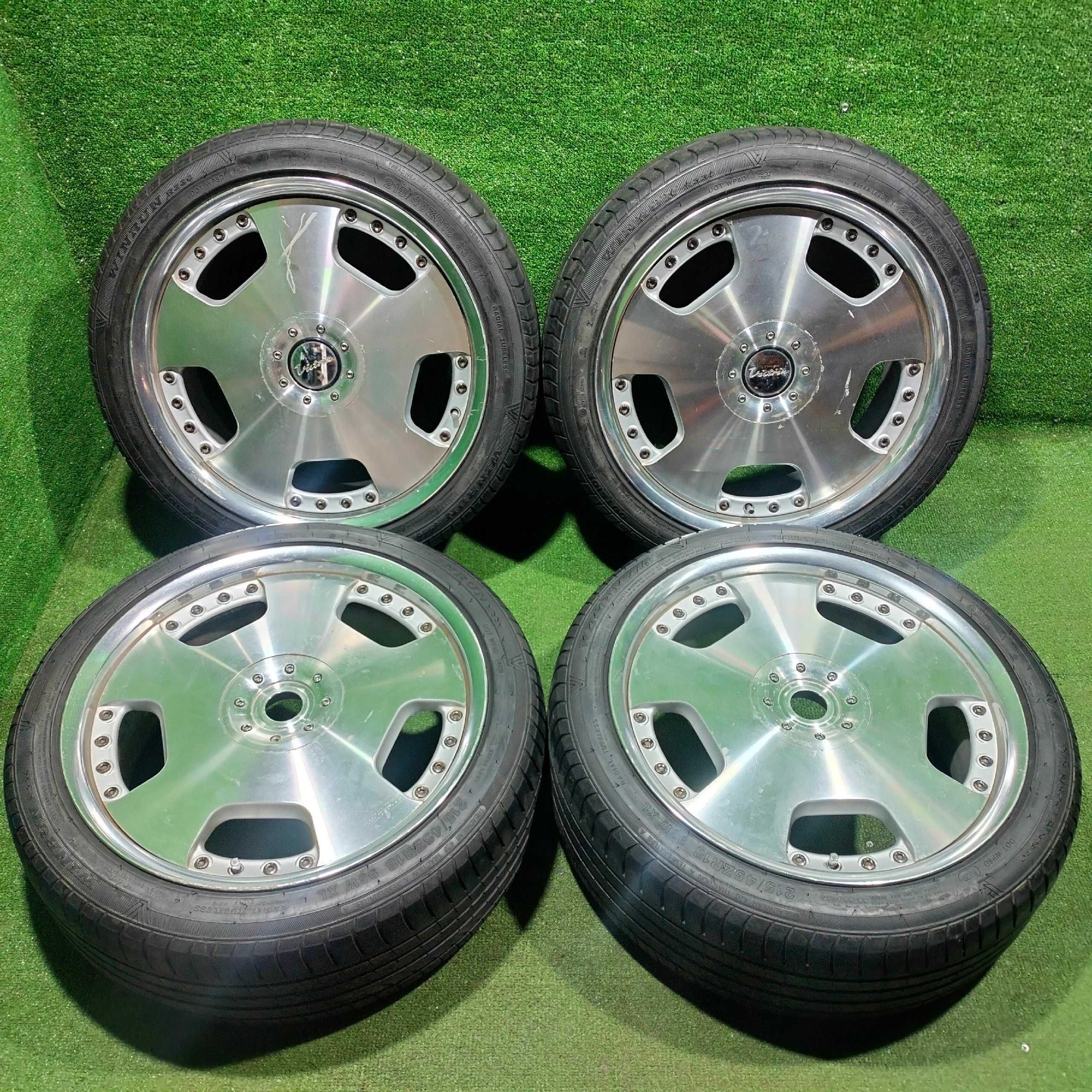 Продам Диск Разборный Rays Victrix с шинами Winrun 215/45R18 5/114,3