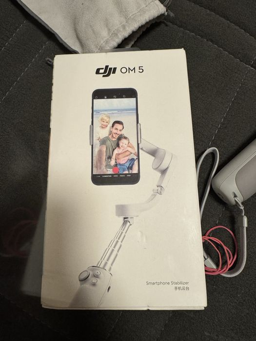 Dji OM 5 Stabilizator telefon uchun. Holati ideal