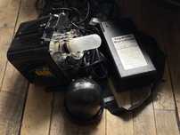 Lumina studio foto Paul C Buff 800w cu baterie si beauty dish