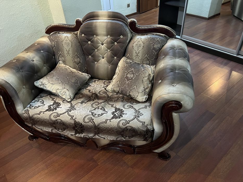 Диван не раскладной