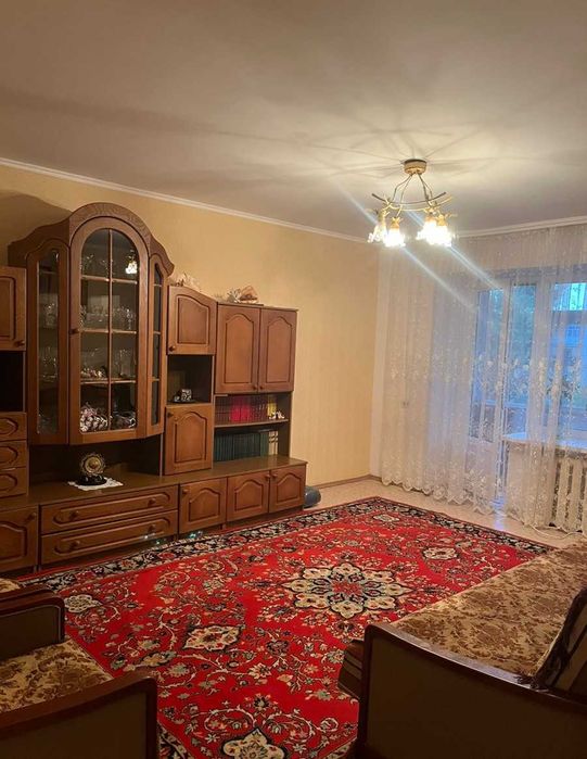 Срочно продам 2 кв-ру в центре