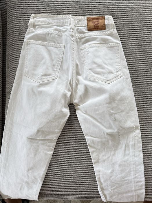 Дънки Stradivarius