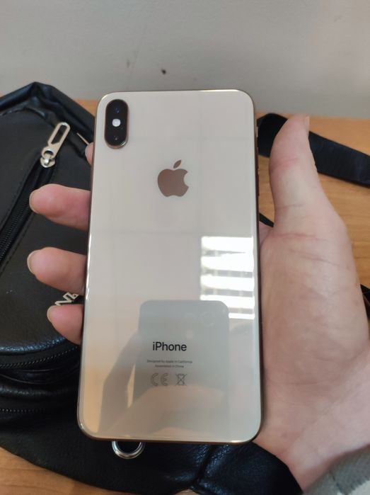 Iphone xs max 64 gold