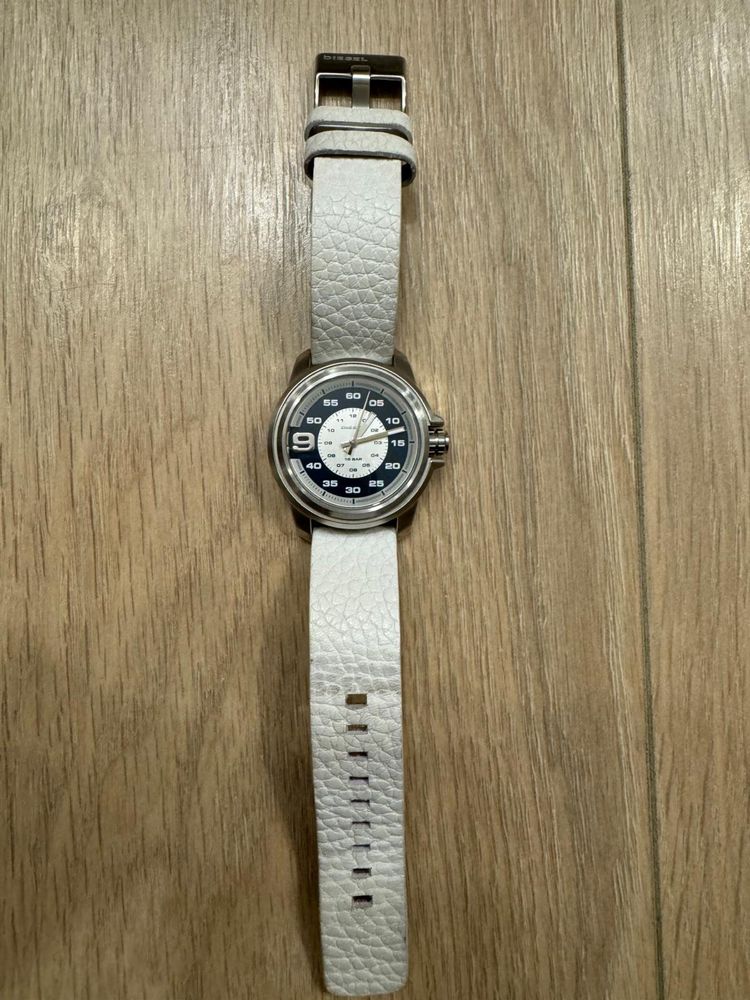 Vand ceas Diesel alb unisex