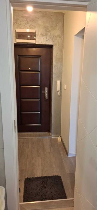 Продава се Едностаен апартамент в Пловдив, Южен - 60 кв.м за 1642 €/кв.м - Снимка #8
