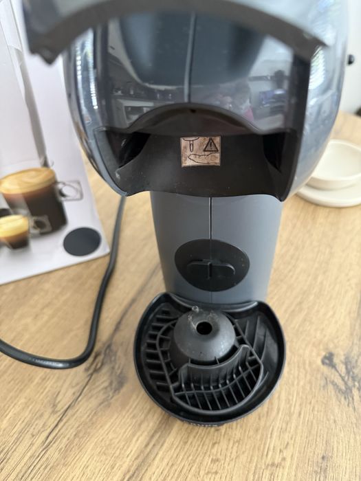 Ксфемашина Dolce Gusto Krups сива в гаранция