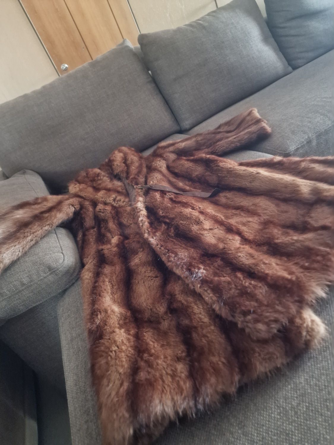 Vând blana naturala, diferite modele