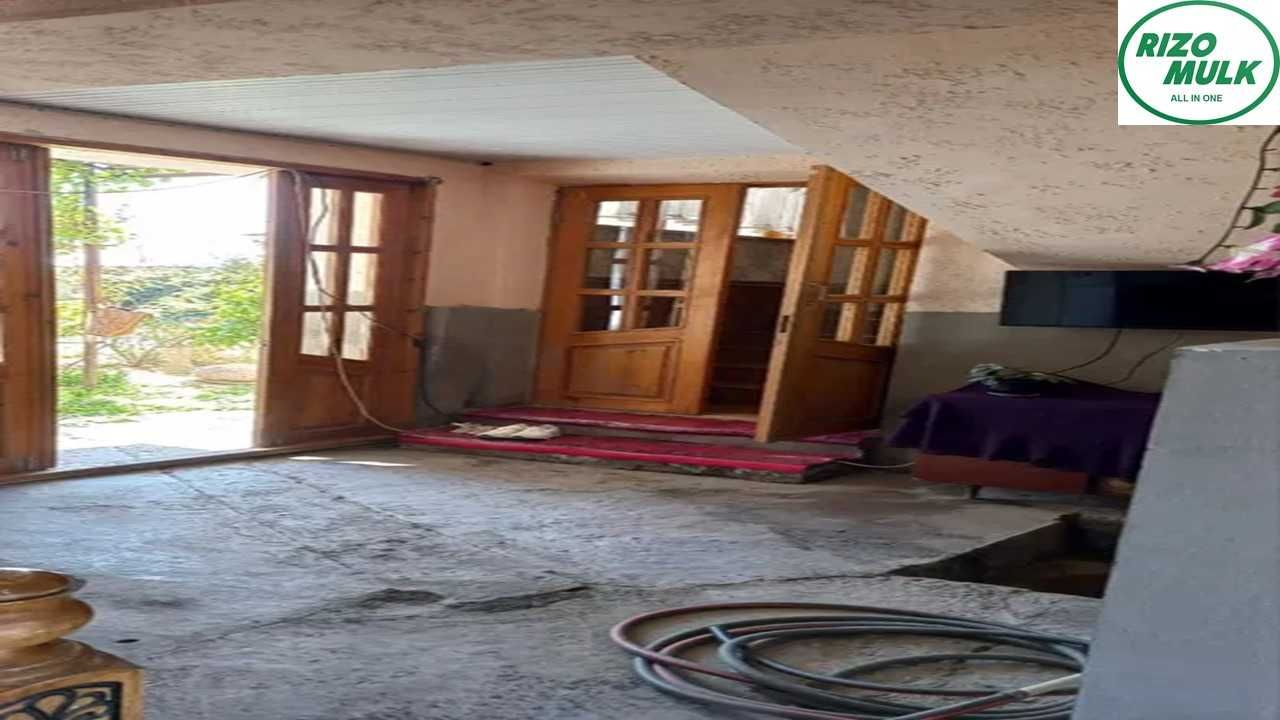 Назарбекда файзли ховли сотилади. NR494/107