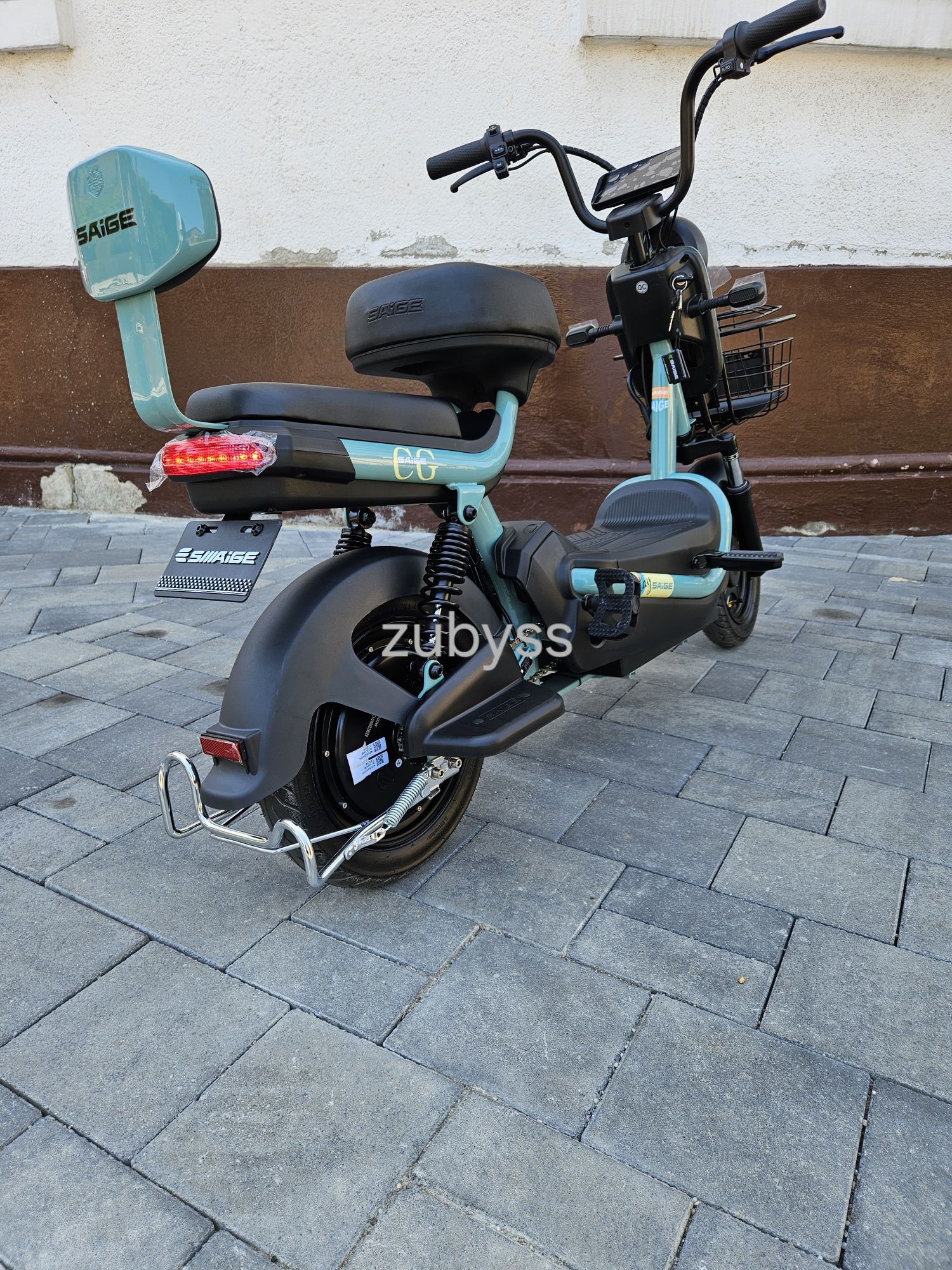Scuter Electric fara permis și fara inmatriculare Saige 20Ah 500W