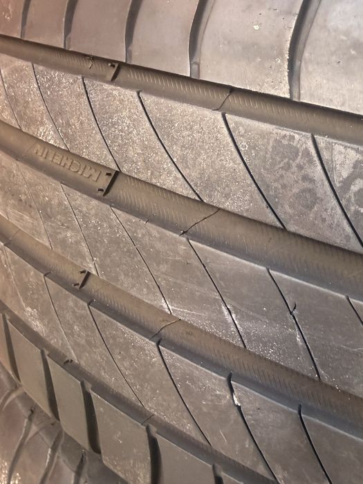 Jante Ford originale 5x108, 205 60 R16 cu anvelope Michelin dot 3119