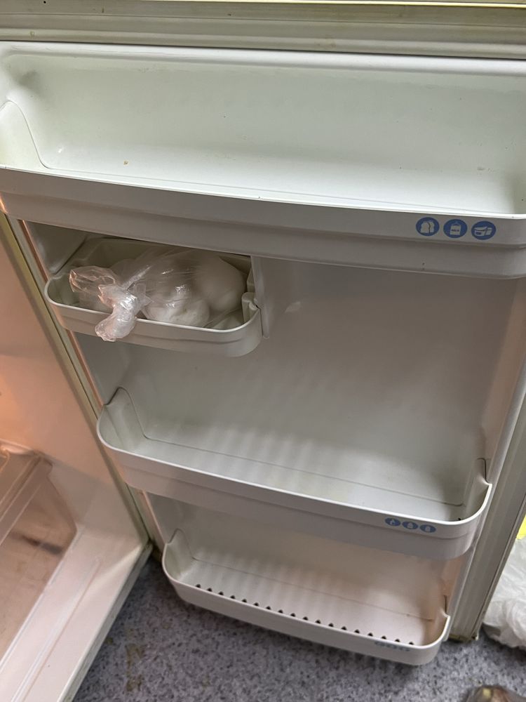 холодильник LG ,в хорошем состоянии