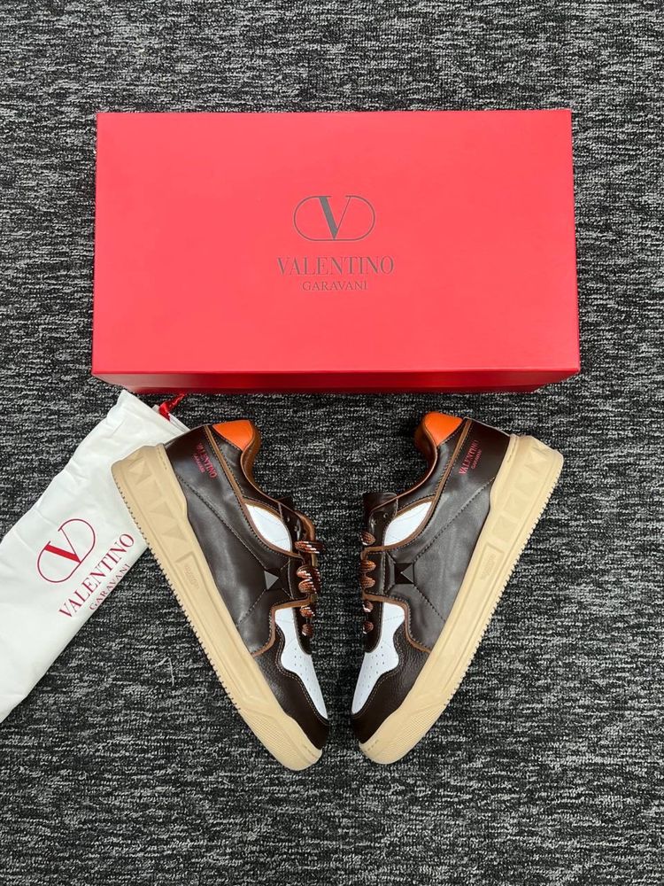 Adidasi Valentino-Colectia noua-Poze Reale 100%!Piele naturală interio