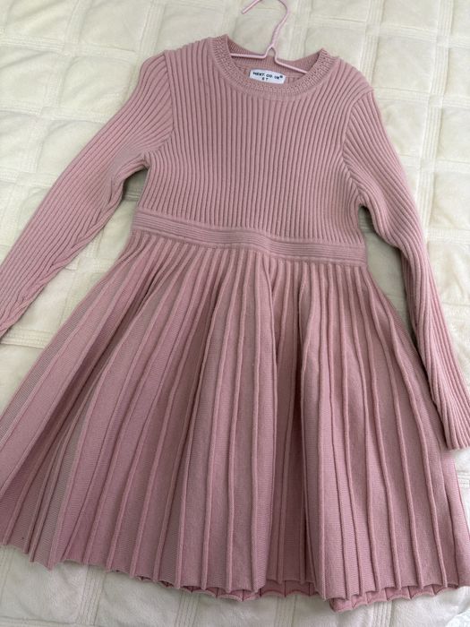 Продам платье для девочки!