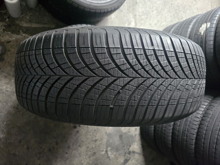 Goodyear 235/60 R18 107W MS all season
