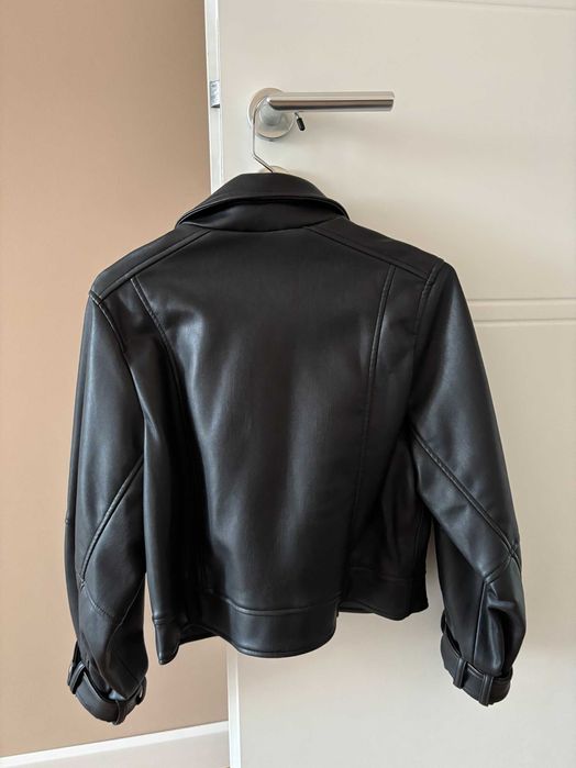 Кожено яке Mango