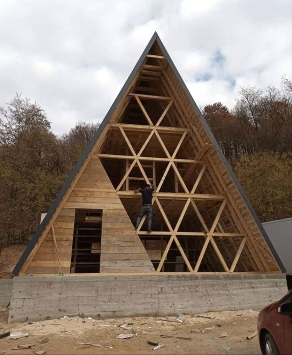 Vand cabane tip A frame, acceptam variante auto