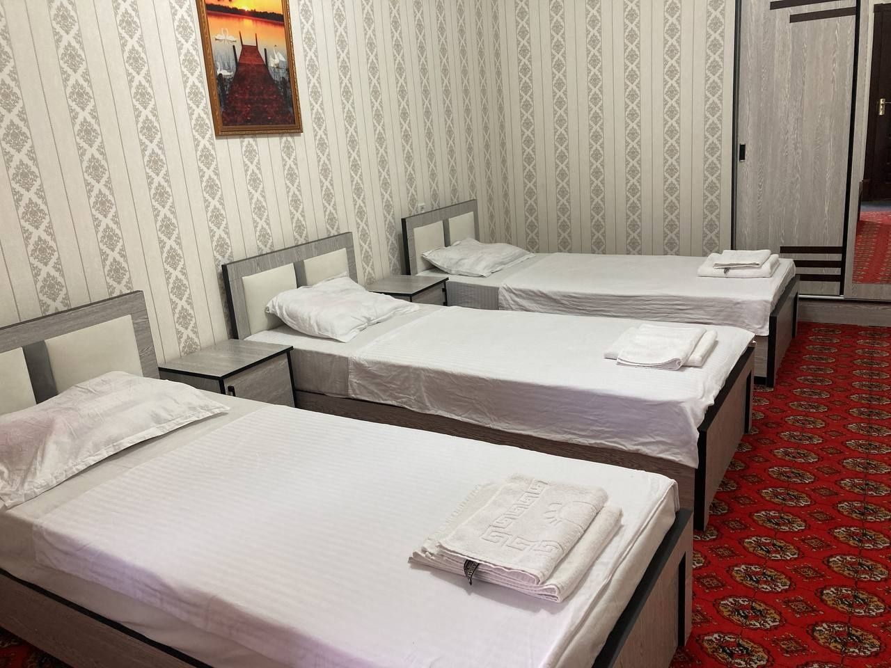 Muni hotel. . Bizda barcha qulayliklar bor.