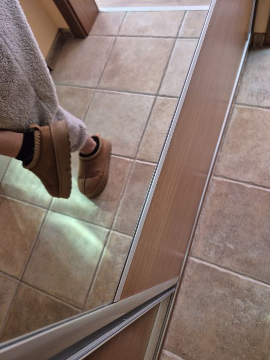 Дамски обувки тип пантофи