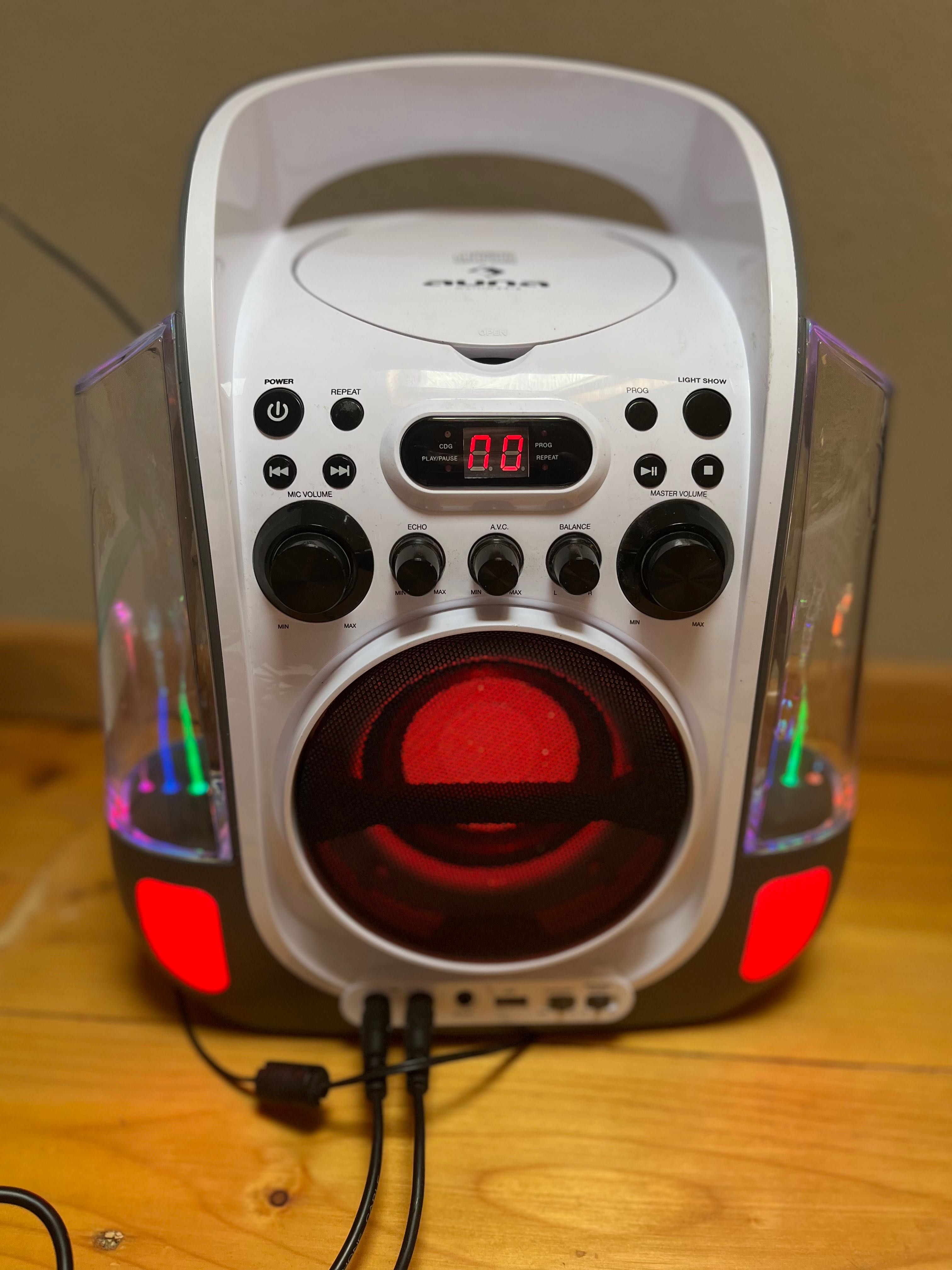 Sistem karaoke cu apa miscatoare si lumini Auna
