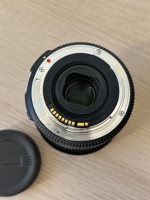 Обектив Sigma 10-20mm f/3.5 DC HSM за Canon EF-S