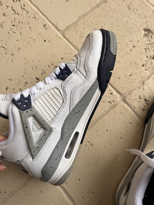 Air Jordan 4 Midnight Navy