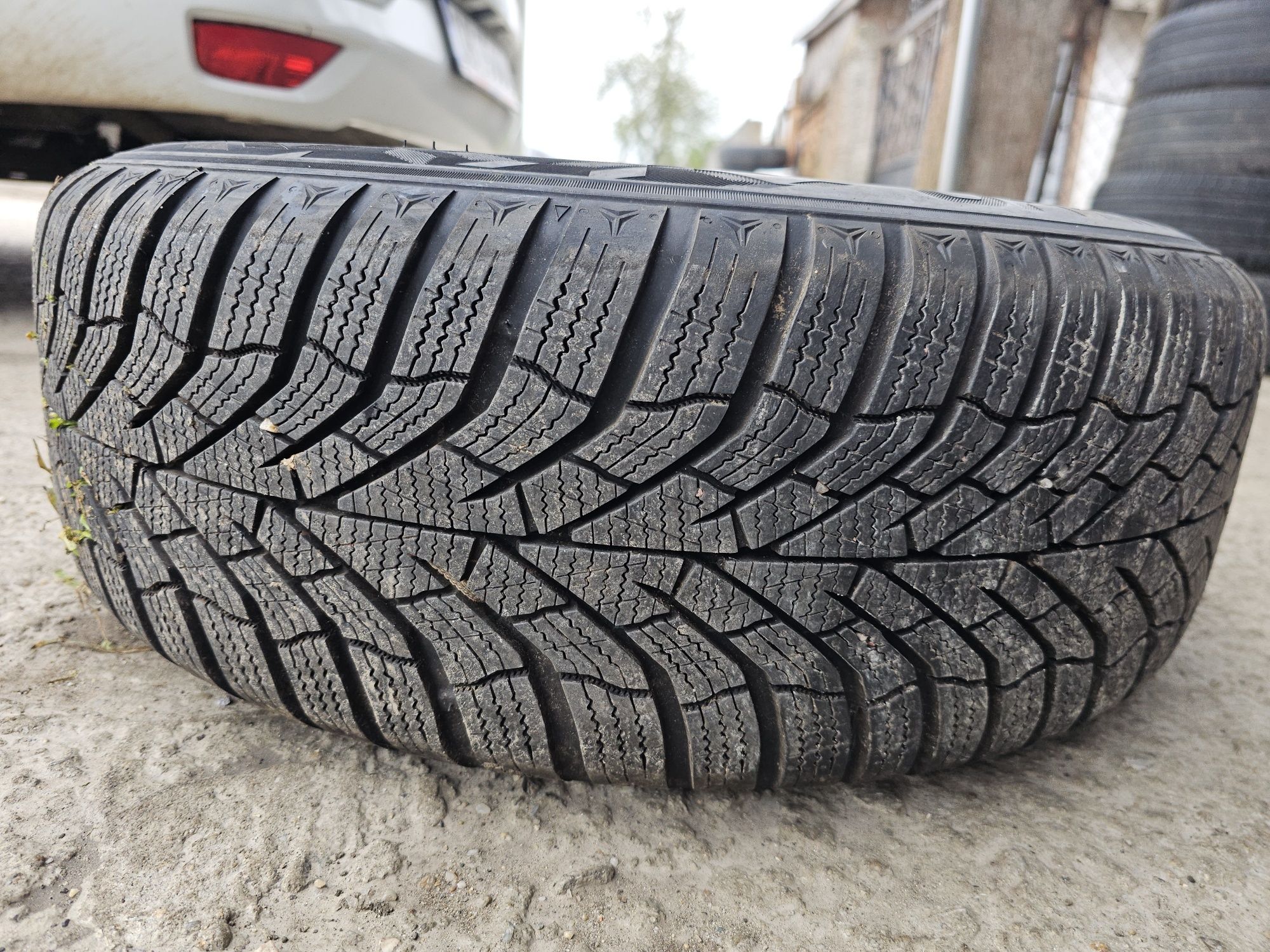 Set 4 Anvelope Iarnă KUMHO WP52 195/60 R15 88T