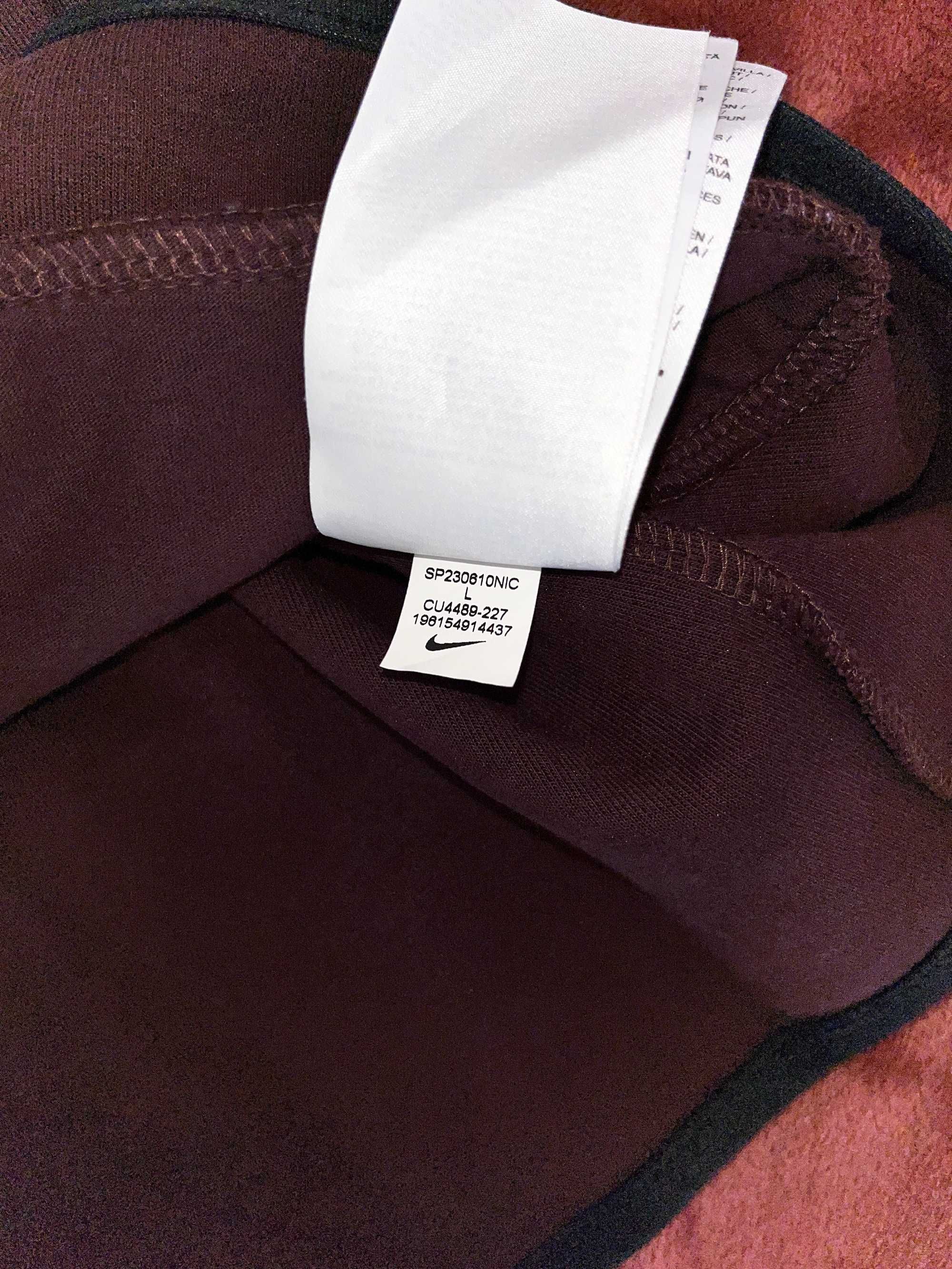 Nike Tech Fleece