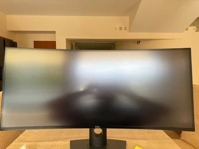 Монитор Dell U3818DW, 38" IPS панел,UW4K Curved,5ms,300 cd/m2, HDMI