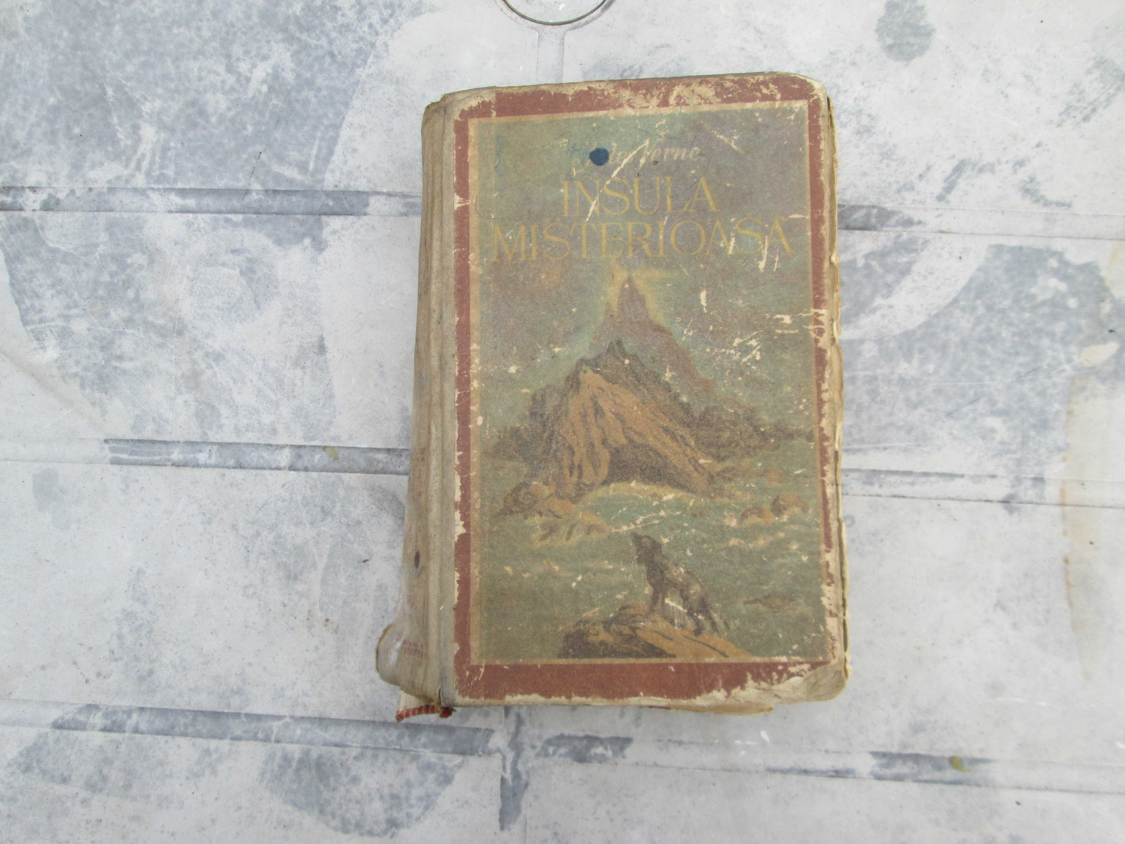 Insula misterioasa- Jules Verne -carte veche