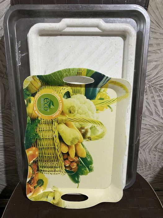 Отдам посуду за фрукты