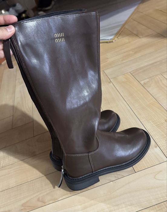 Новые деми сапоги, на худую ногу