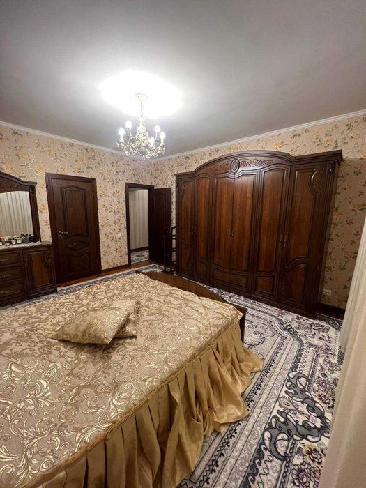 Срочно сдается в аренду 5 комнатная квартира в центре Ташкента