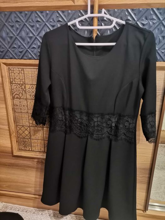 Дамска черна рокля