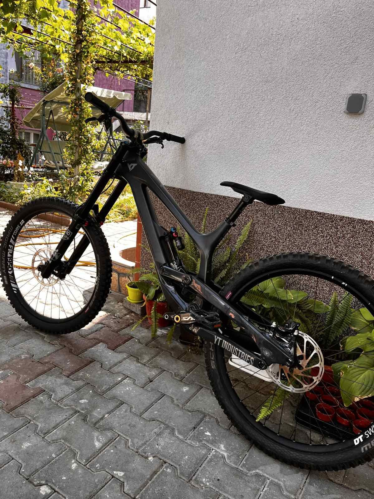 Продавам Yt Tues 2019г.