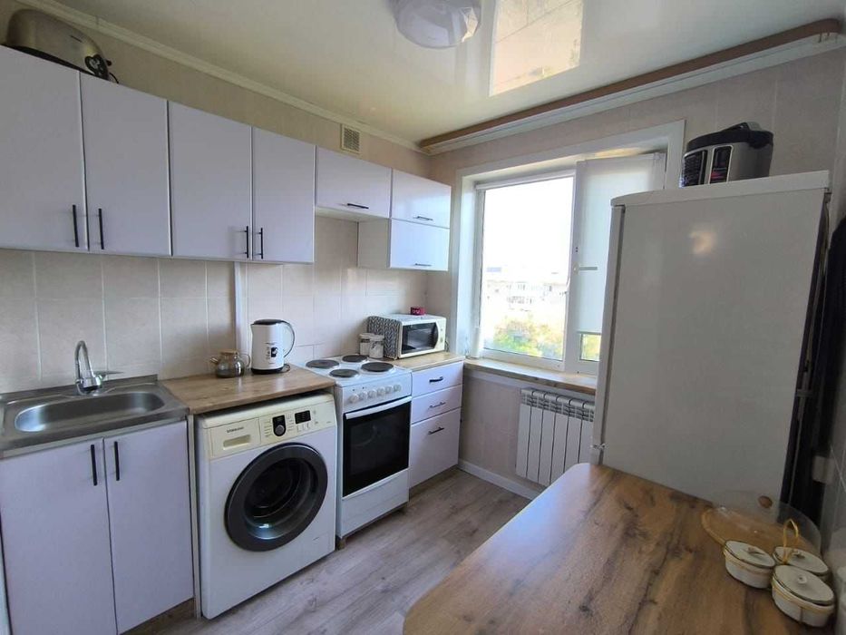 Продается 3-комнатная квартира по улице Муканова (Юго-Восток).