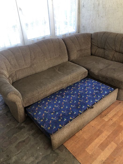 Диван угловой