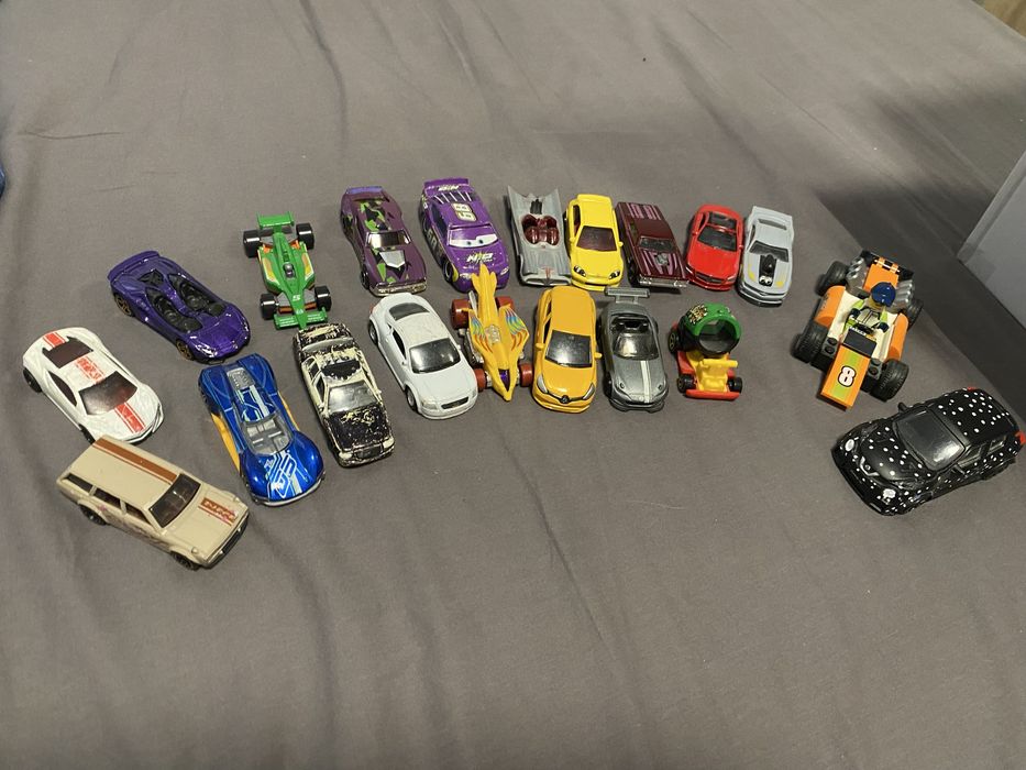 Vand masinute desfacute (DESCRIERE)