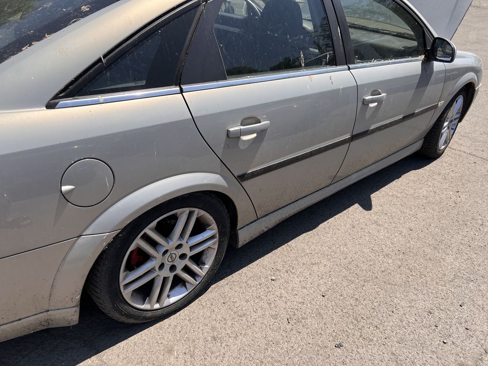 Opel vectra c 2.2 155ks на части